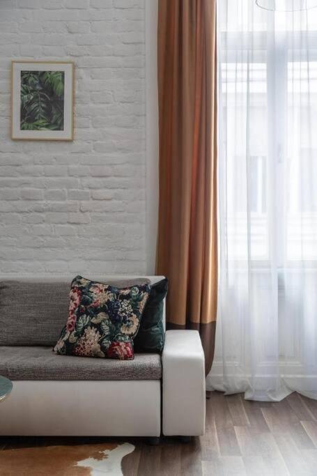 Chic, Captivating Space Budapest Exterior foto